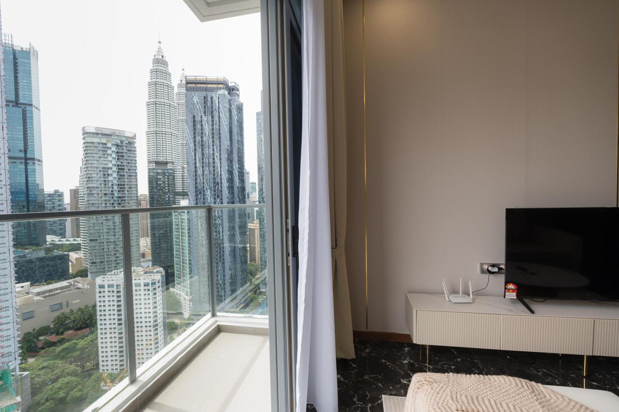 Royce Klcc, Center Apartemen *